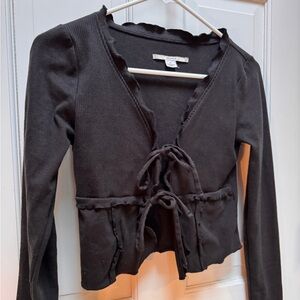 Kimchi Blue Black Tie-Front Blouse